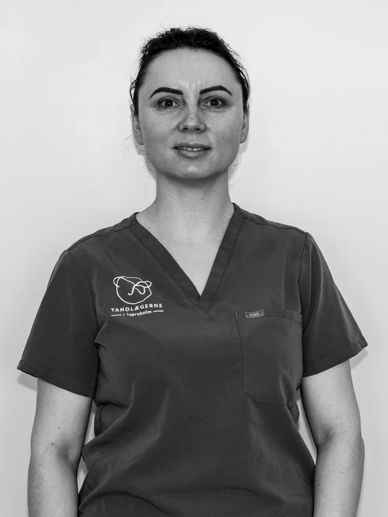 Abnora, klinikassistent hos Tandlægerne i Hørsholm