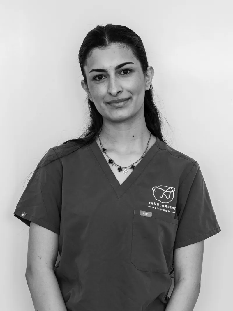 Jalila, klinikassistentelev hos Tandlægerne i Hørsholm